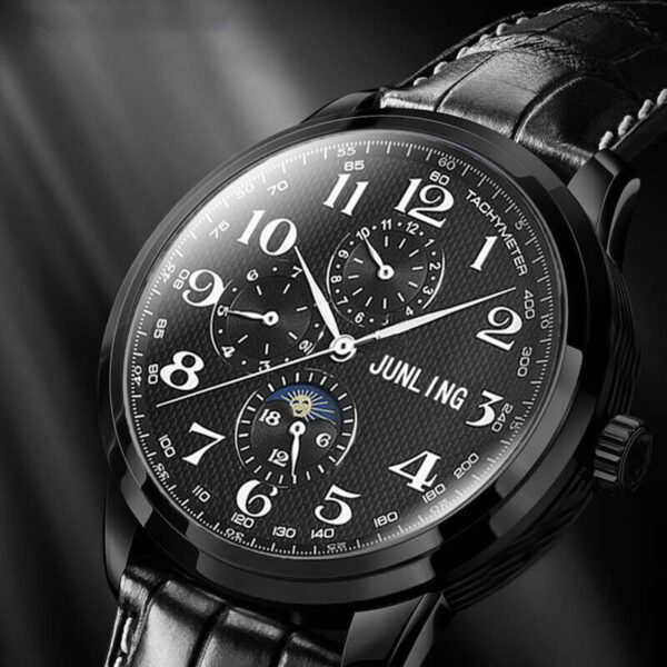 The Essential Men’s Quartz Watch - Image 4