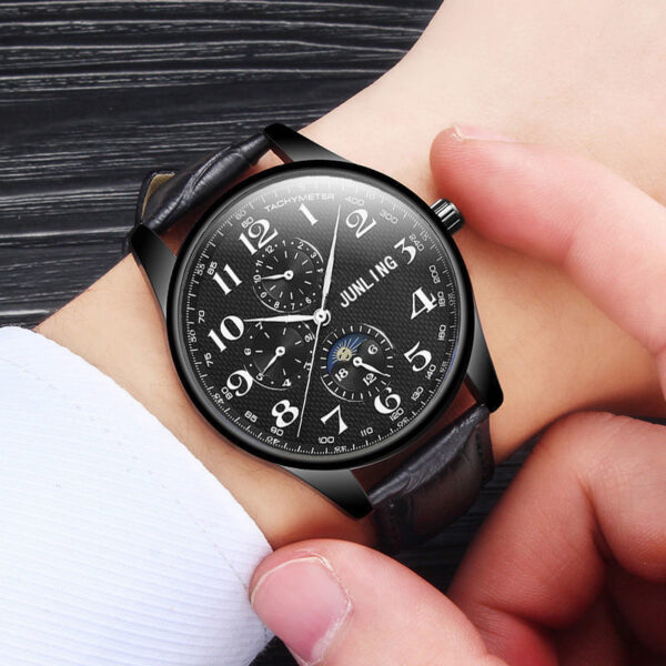 The Essential Men’s Quartz Watch - Image 3