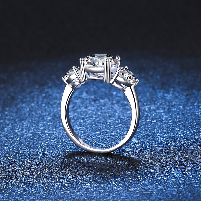 Sansheng Stone 3 Carat Forever One Moissanite Solitaire Ring - Image 3