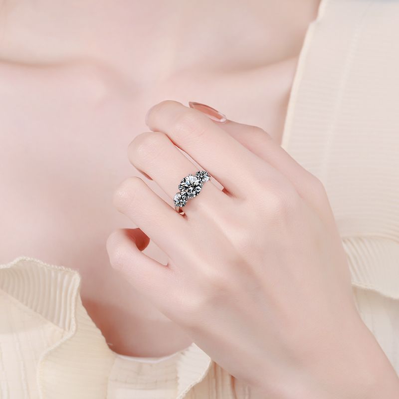 Sansheng Stone 3 Carat Forever One Moissanite Solitaire Ring - Image 4