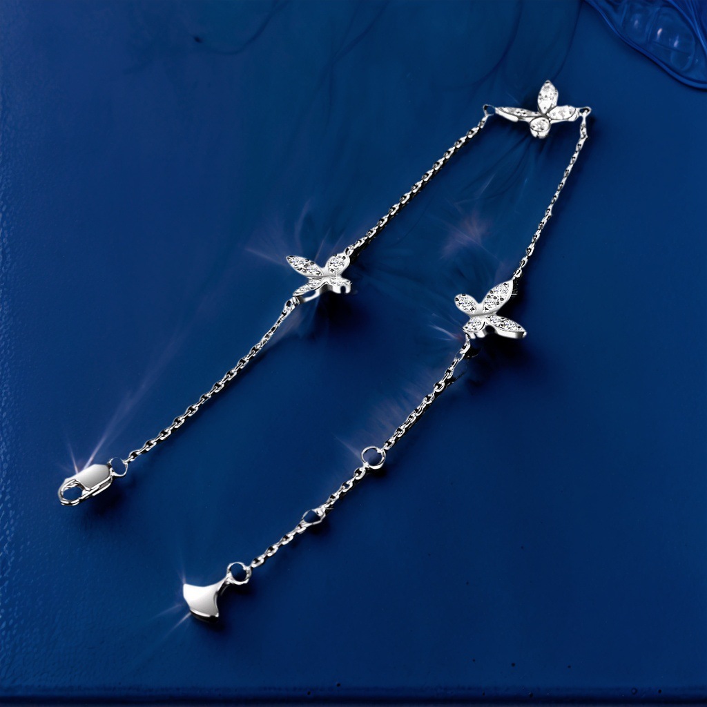 Sterling silver moissanite bow bracelet - Image 4
