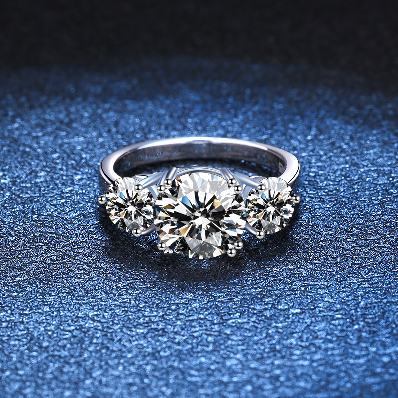 Sansheng Stone 3 Carat Forever One Moissanite Solitaire Ring - Image 2
